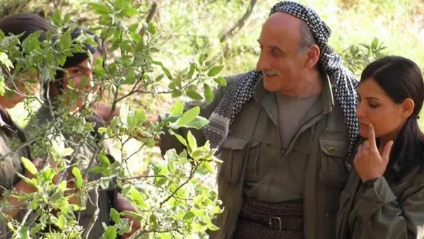 pkknin-buyukbasi-duran-kalkandan-chp-ve-iyi-partiye-tezkere-mesaji-erdogani-devirmek-icin-1636658991005.jpg PKK'nın 'büyükbaşı' Duran Kalkan'dan CHP ve İYİ Parti'ye tezkere mesajı: Erdoğan'ı devirmek için... - 3