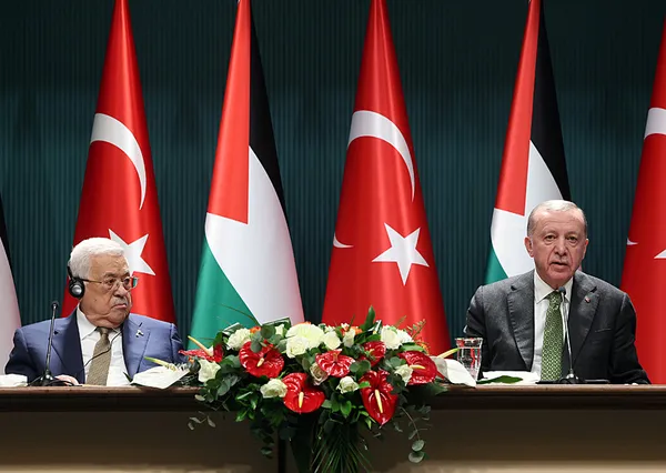 Başkan Erdoğan Filistin Devlet Başkanı Mahmud Abbas’ı kabul etti! Başkan Erdoğan’dan Harem-i Şerif uyarısı: Sonuçları ağır olur