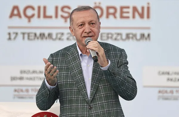 son-dakika-baskan-erdogandan-erzurumdaki-toplu-acilis-toreninde-onemli-aciklamalar-1626547902035.jpg Son dakika: Başkan Erdoğan'dan Erzurum'daki toplu açılış töreninde önemli açıklamalar - 7
