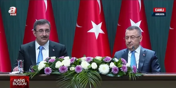 Son dakika: Külliye’de devir teslim töreni! Cevdet Yılmaz, Alparslan Bayraktar, Mahinur Özdemir Göktaş, Abdulkadir Uraloğlu göreve başladı