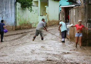 Brezilya'da felaket! Sel ve toprak kaymalarında ölenlerin sayısı 54'e çıktı