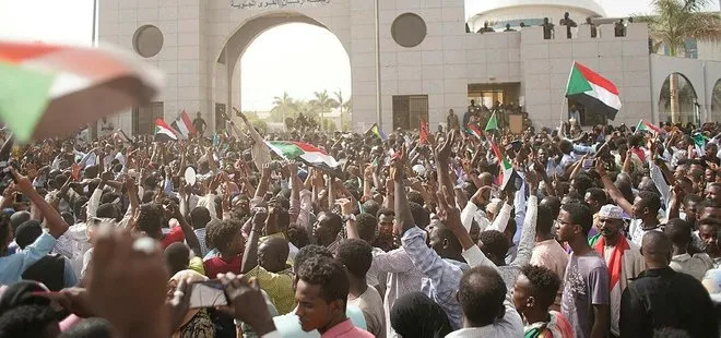 Sudan son dakika haberleri! Sudanlı aktivistlerden gösterilere devam çağrısı