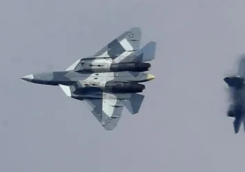 Rusya'nın Su-57 avcı uçakları seri üretim için hazır! 30 hava hedefini eş zamanlı olarak takip edebiliyor