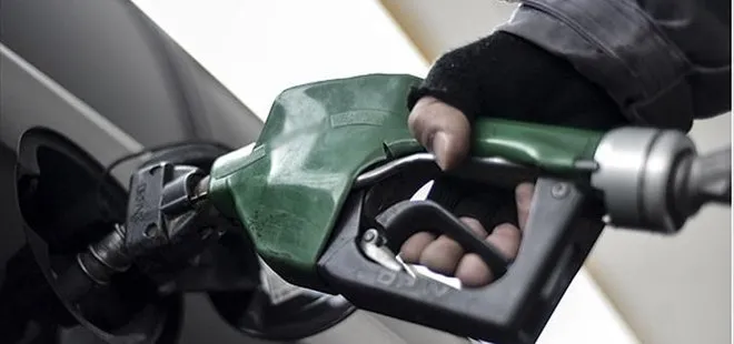 Petrol fiyatları yön değiştirdi! Akaryakıt fiyatlarına indirim-zam gelecek mi? 3 Ekim benzin, motorin mazot fiyatları ne kadar?