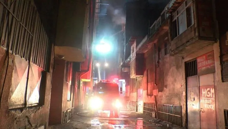 Bayrampaşa’da kırmızı alarm! Alev alev yandı