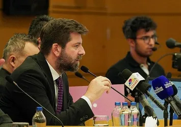 Tasarruf için "tiyatro" kapatan CHP'li belediyeden konsere 3 milyon TL! Tepki çeken hareket