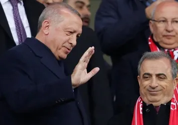 Başkan Erdoğan, Türkiye-Moldova maçında