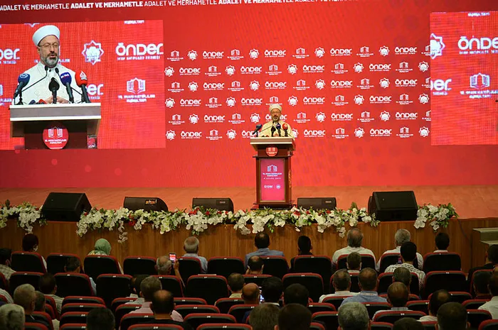 Diyanet İşleri Başkanı Ali Erbaş: Yeniden uyanış ve diriliş için cehaletle savaşmalıyız - 2