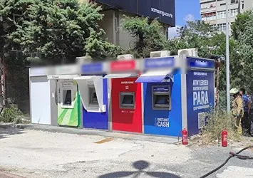 Beşiktaş'ta ATM'de yangın