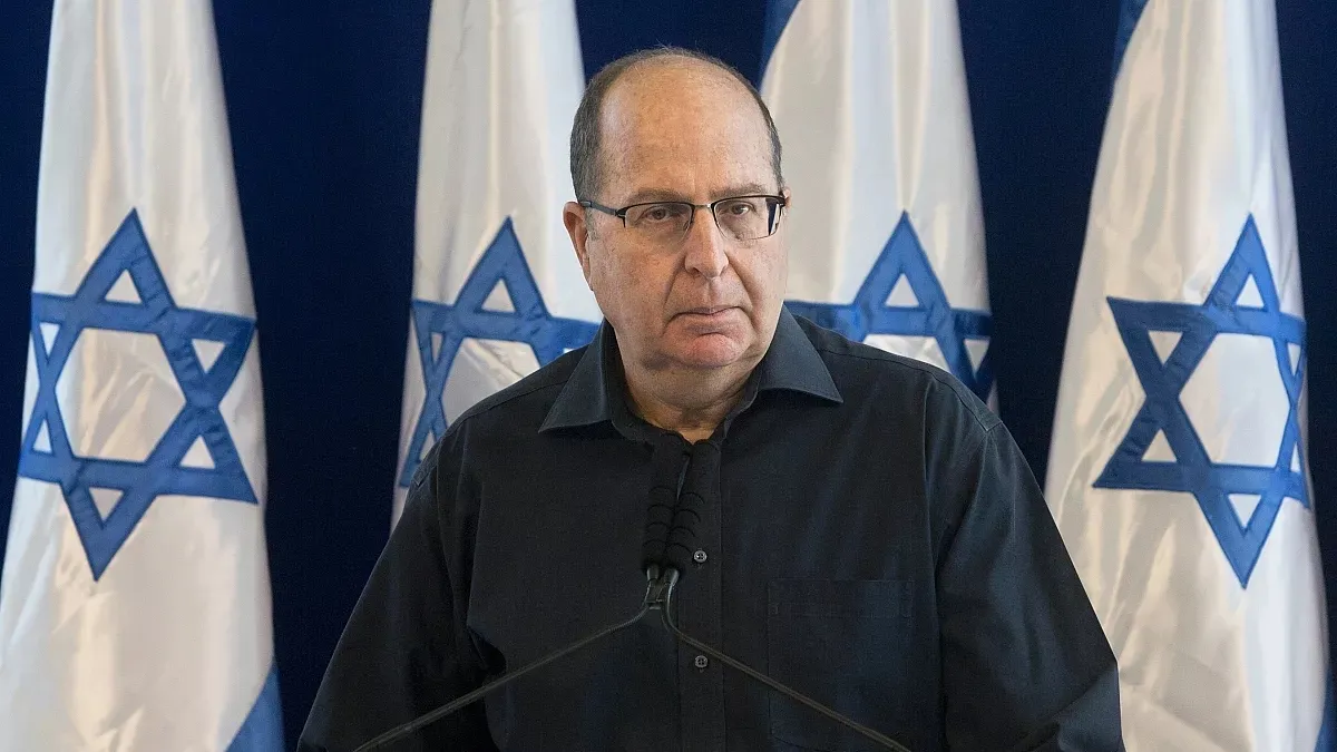 İsrail eski Savunma Bakanı Yaalon'un askeri üslere girişi yasaklandı