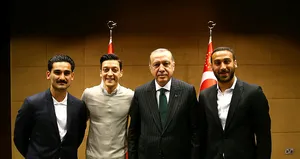 Erdoğanlı fotoğrafı hazmedemediler
