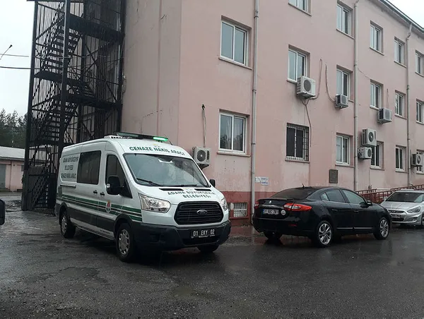 Adana’da korkunç olay! Kuma olmayı reddeden kadını uçurumdan atıp, başını taşla ezdi - 1