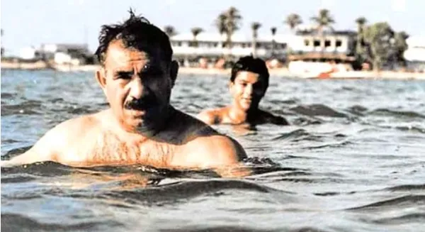 CNN muhabirinden skandal iddia! Trump, terörist başı Öcalan’ın manevi oğlu terörist Ferhat Abdi Şahin ile görüştü