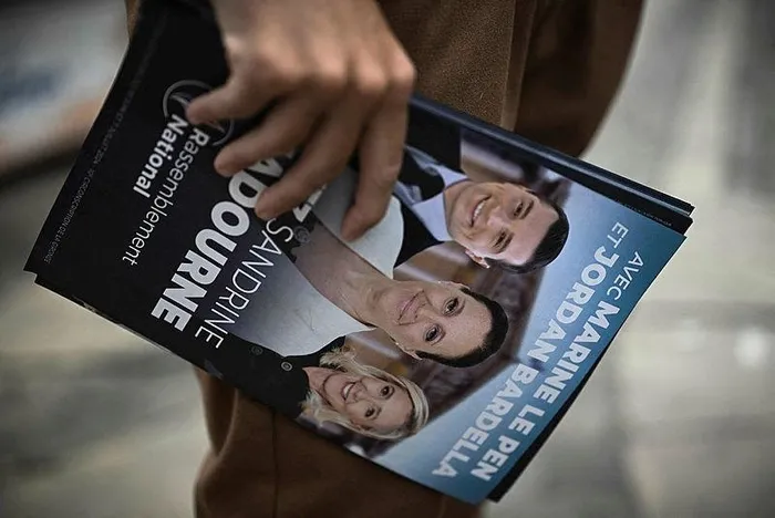 Fransa’da erken genel seçimin ikinci tur oylaması başladı