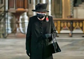 İngiltere'de aşı protokolü belirlendi! Kraliçe Elizabeth ikinci grupta