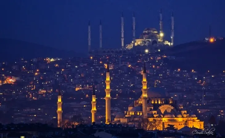 Çamlıca Camisi İstanbul’un güzelliğine güzellik katıyor