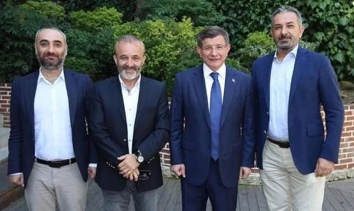 SETA Direktörü Çağlar gazetecilerin kovulmasına açıklık getirdi