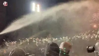 Marjinal gruplardan polise saldırı!