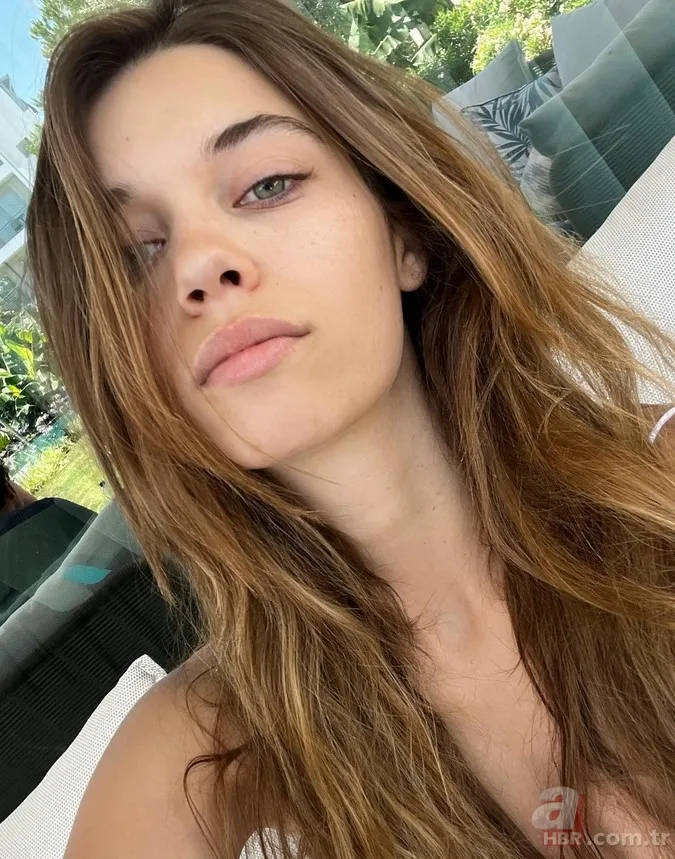 Annesi değil ablası gibi! Afra Saraçoğlu annesini paylaştı! 'İyi ki doğdun' 4