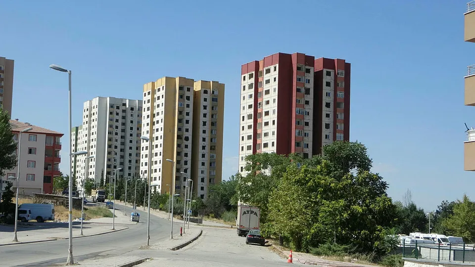 Malatya'da 700 daireli 12 blok dinamitle yıkılacak