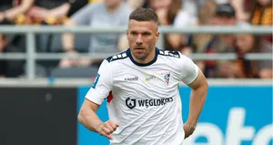 Lukas Podolski futbolu bıraktı