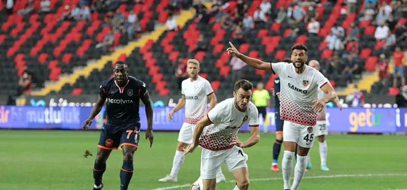Gaziantep FK: 1 - Başakşehir: 0 MAÇ SONUCU | Gaziantep tarihe geçen golle güldü