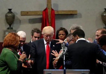Trump imana mı geldi?