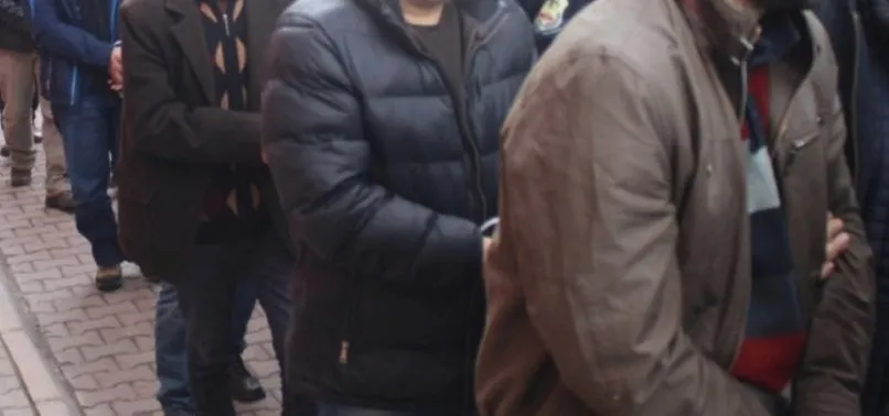Son dakika: Balıkesir merkezli 10 ilde FETÖ'nün askeri mahrem yapılanmasına operasyon: 19 gözaltı kararı