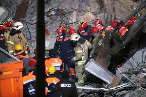 Son dakika: Kartalda çöken binayla ilgili yeni açıklama