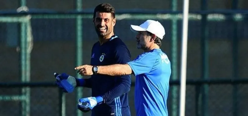 Volkan Demirel yeniden kalede