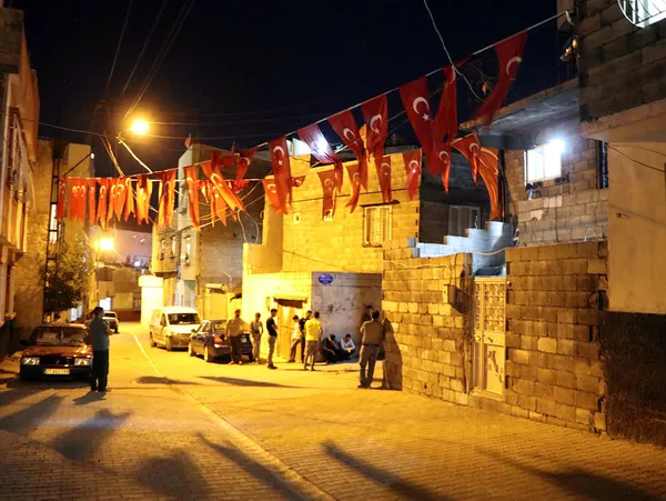 kuzey-irakta-2-asker-sehit-oldu-milli-savunma-bakanligi-son-dakika-olarak-duyurdu-1627418532163.jpg Kuzey Irak'ta 2 asker şehit oldu: Milli Savunma Bakanlığı son dakika olarak duyurdu - 5