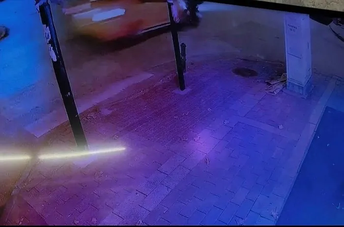 1720514511650.jpeg Bursa'da can pazarı kamerada! Metrelerce savrulup ağır yaralandılar - 1