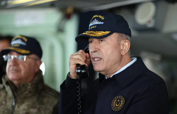 Milli Savunma Bakanı Hulusi Akar terörle mücadelede net konuştu: Kandil’e kadar yolu var!