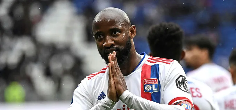 Fenerbahçe'de golcü transferinde rota yeniden Moussa Dembele