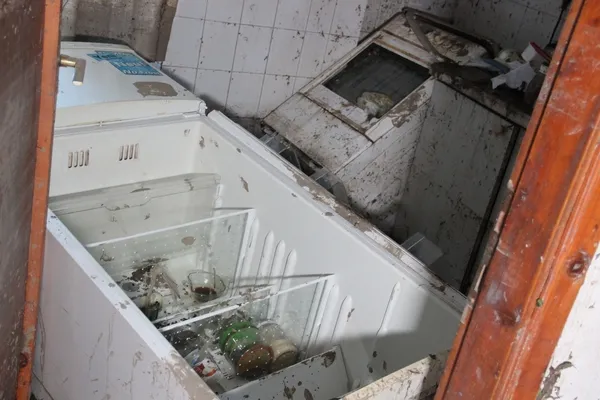 1629208568088.jpg Sele kapılmaktan eşi sayesinde kurtuldu: ‘Dışarı çıkma sel geliyor’ - 5