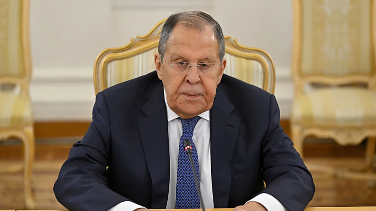 Rus Dışişleri Bakanı Sergey Lavrov İran basınına konuştu: Avrupa Ukrayna üzerinden bizimle savaşıyor