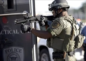 ABD'de ilk defa bir polis terörle suçlandı