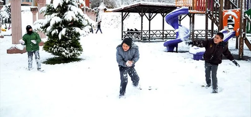 Yarın okul var mı, yok mu? 18 Aralık Pazartesi 2023 okullar tatil mi, son durum ne? Valilik, MEB açıklamaları...