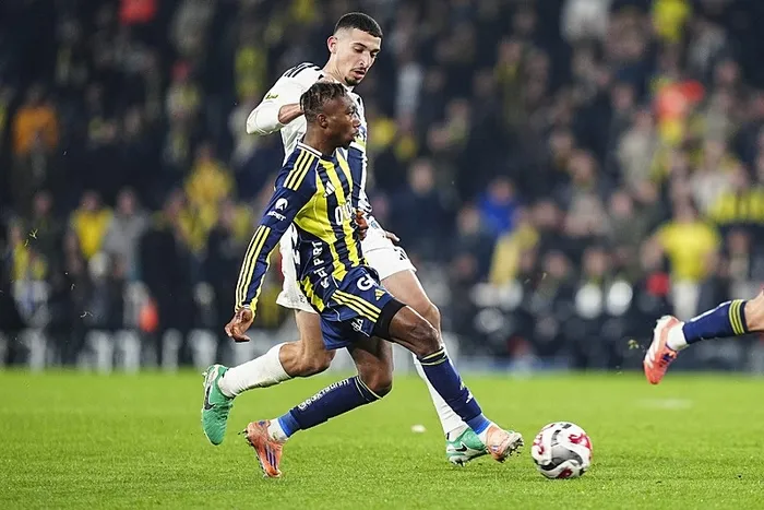 kadikoyde-puanlar-paylasildi-fenerbahce-zirvede-sarsildi-1771874478467.jpeg Kadıköy’de puanlar paylaşıldı! Fenerbahçe zirvede sarsıldı - 4