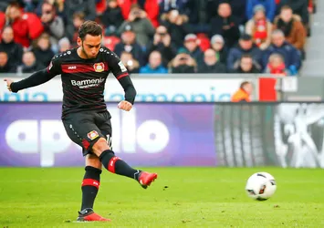 Beşiktaş'tan Hakan Çalhanoğlu atağı