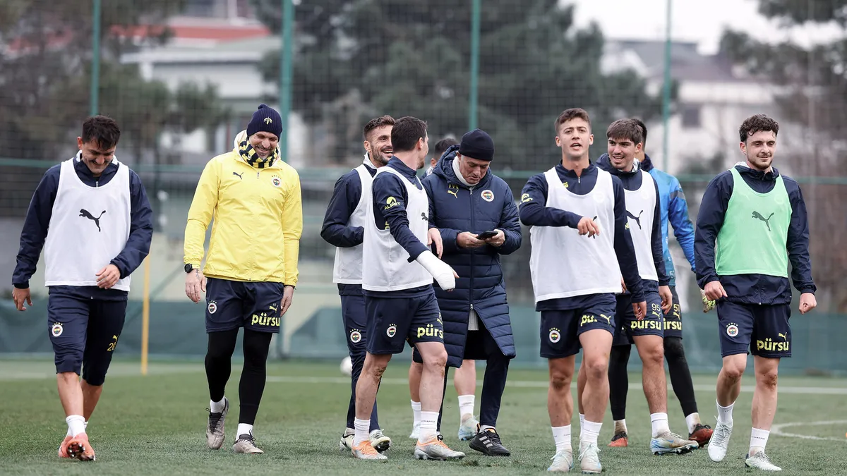 Fenerbahçe Lyon maçı hazırlıklarına başladı
