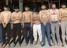 Yarı çıplak halde yakalandılar