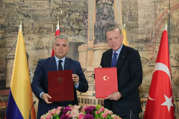 Son dakika: Kolombiya Cumhurbaşkanı Ivan Duque'den Türkiye'ye övgü! "Stratejik ortaklıktan çok memnunuz" - 6