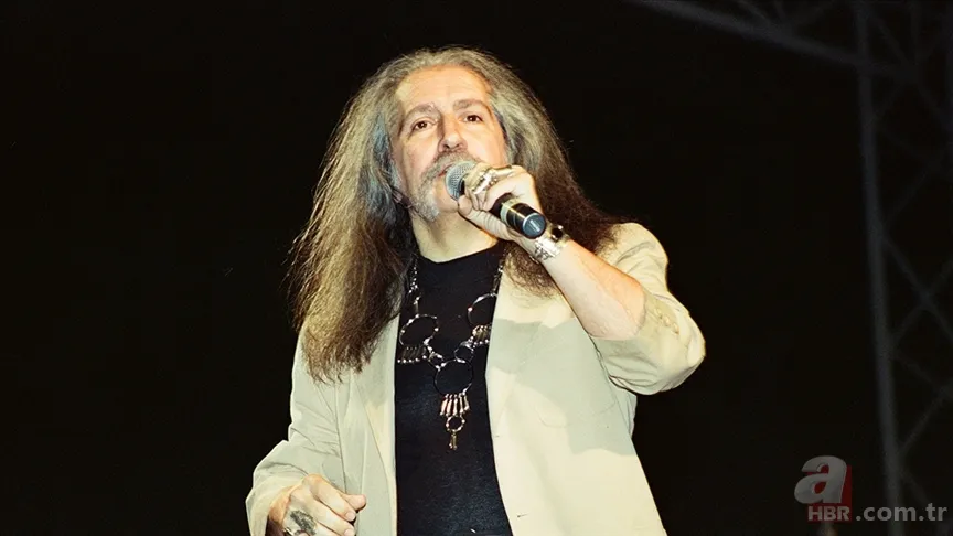 Önce gerçek adı, şimdi de memleketiyle şaşırttı... 25 yıl önce aramızdan ayrılan Barış Manço bakın aslen nereliymiş! 6