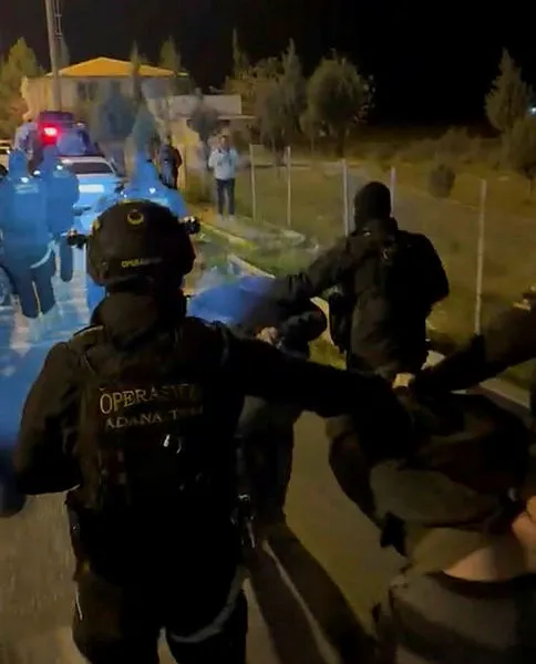 Terör polisinin özel timi hırsız ve yağmacı avında - 1