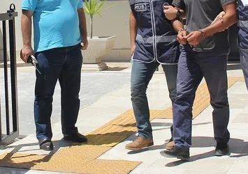 İzmir'de sela okuyan müezzin ve cami imamına saldıran 8 kişi tutuklandı