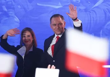 Polonya'da sandıktan Nawrocki'nin adı çıktı