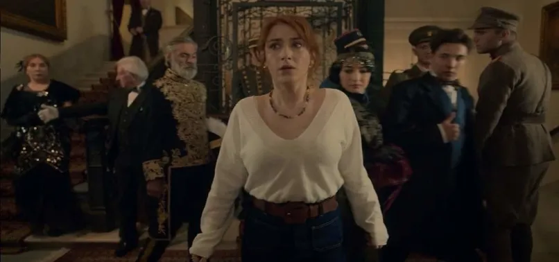 Pera Palas'ta Gece Yarısı konusu nedir? Pera Palas'ta Gece Yarısı oyuncuları kimdir?