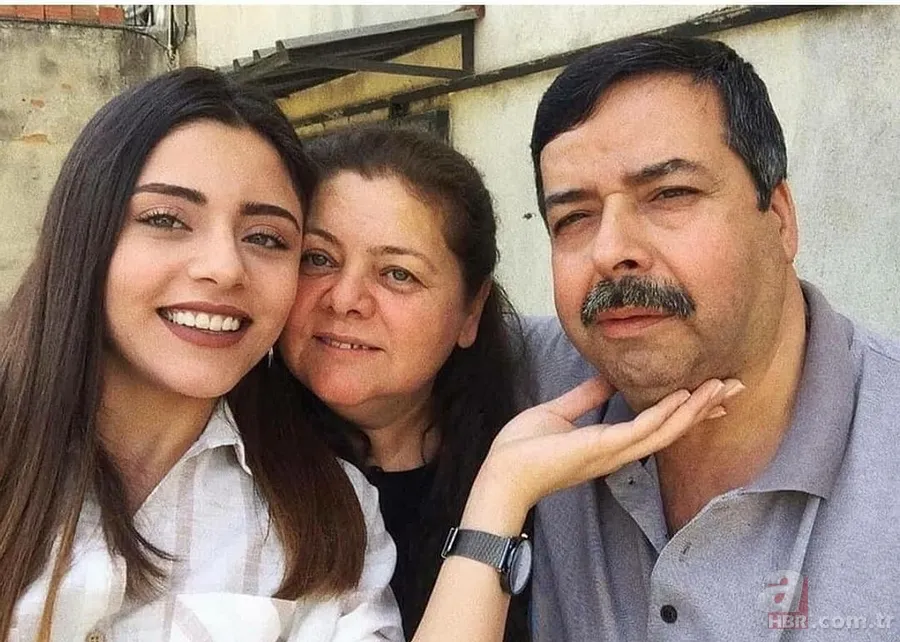 "Tıpatıp aynısı" Sıla Türkoğlu'nun annesiyle benzerliği şaşkına çevirdi! 8