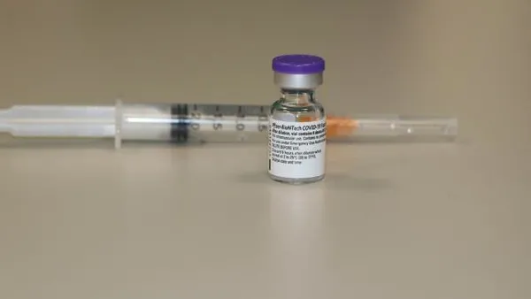 biontech-koronavirus-asisinin-ikinci-dozu-ne-zaman-yaptirilmali-koronavirus-asisinin-yan-etkileri-nelerdir-1624377288422.jpg BioNTech koronavirüs aşısının ikinci dozu ne zaman yaptırılmalı? Koronavirüs aşısının yan etkileri nelerdir? - 1